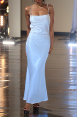 Robe Satinée Dos Nu Perlée