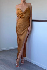 Robe Satinée Drapée Fendue