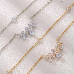 Collier de dos argenté étincelant