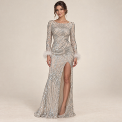 Robe De Cérémonie Argentée À Sequins portée
