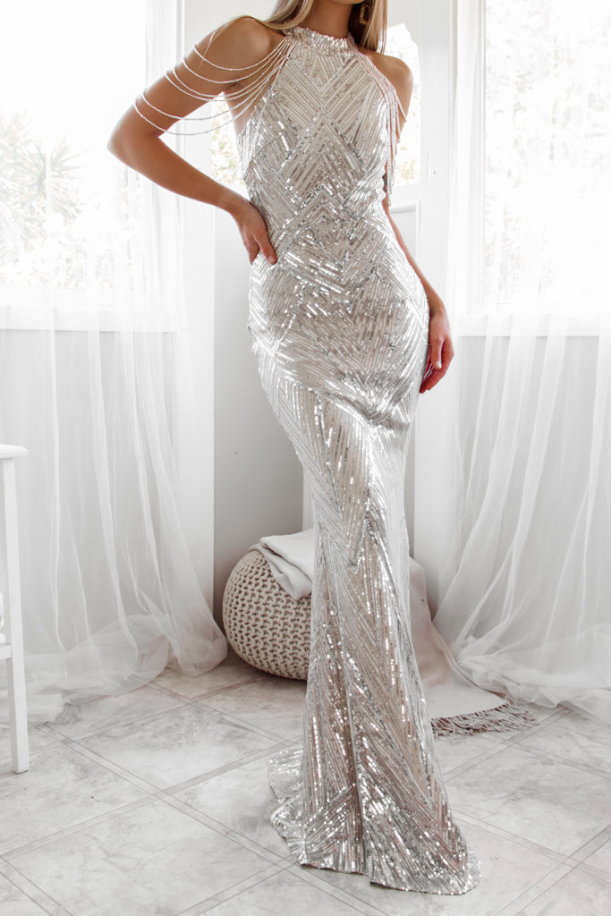 Robe de mariée sirène pailletee, détail de la traîne