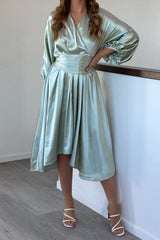 Robe Satin Cache-Cœur Mi-Longue - vue 3