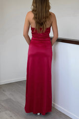 Robe Satinée Halter Élégante