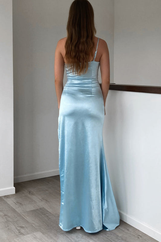 Robe De Mariée Asymétrique En Satin
