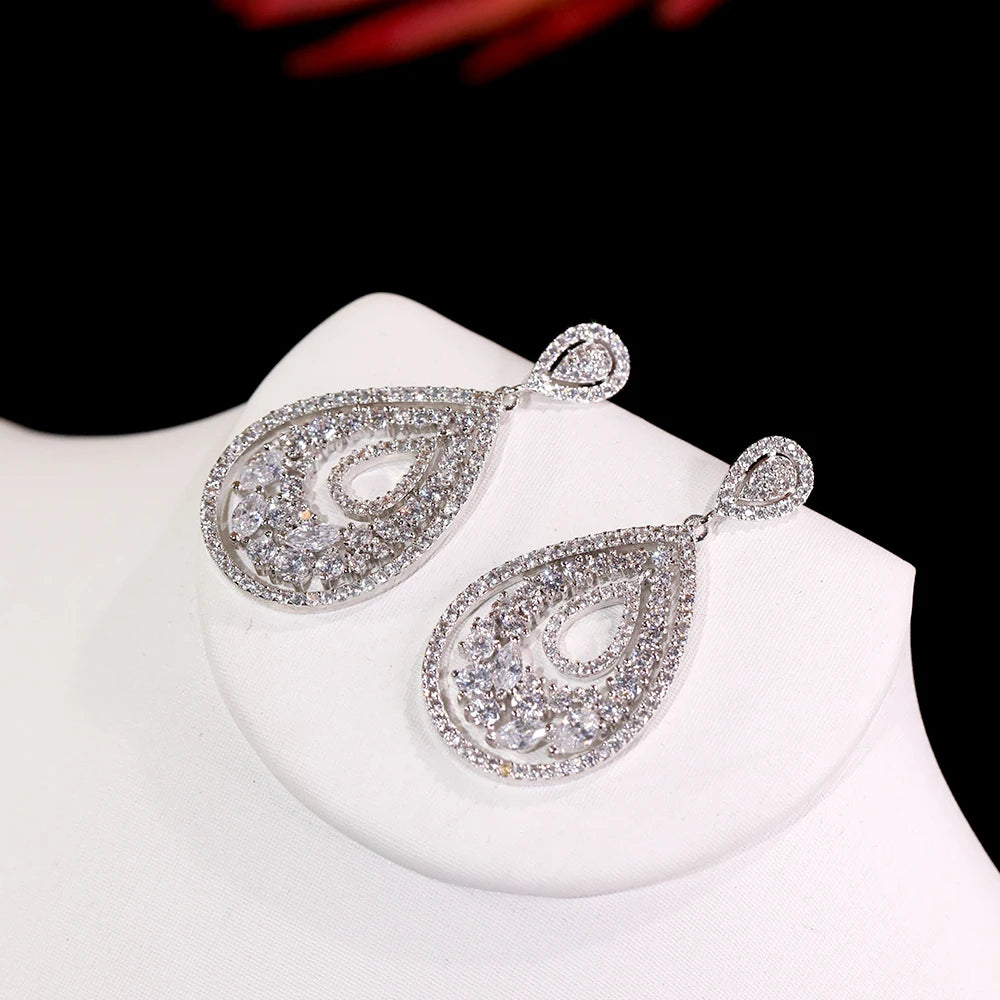 Boucle d'Oreilles Mariage Jeune Femme