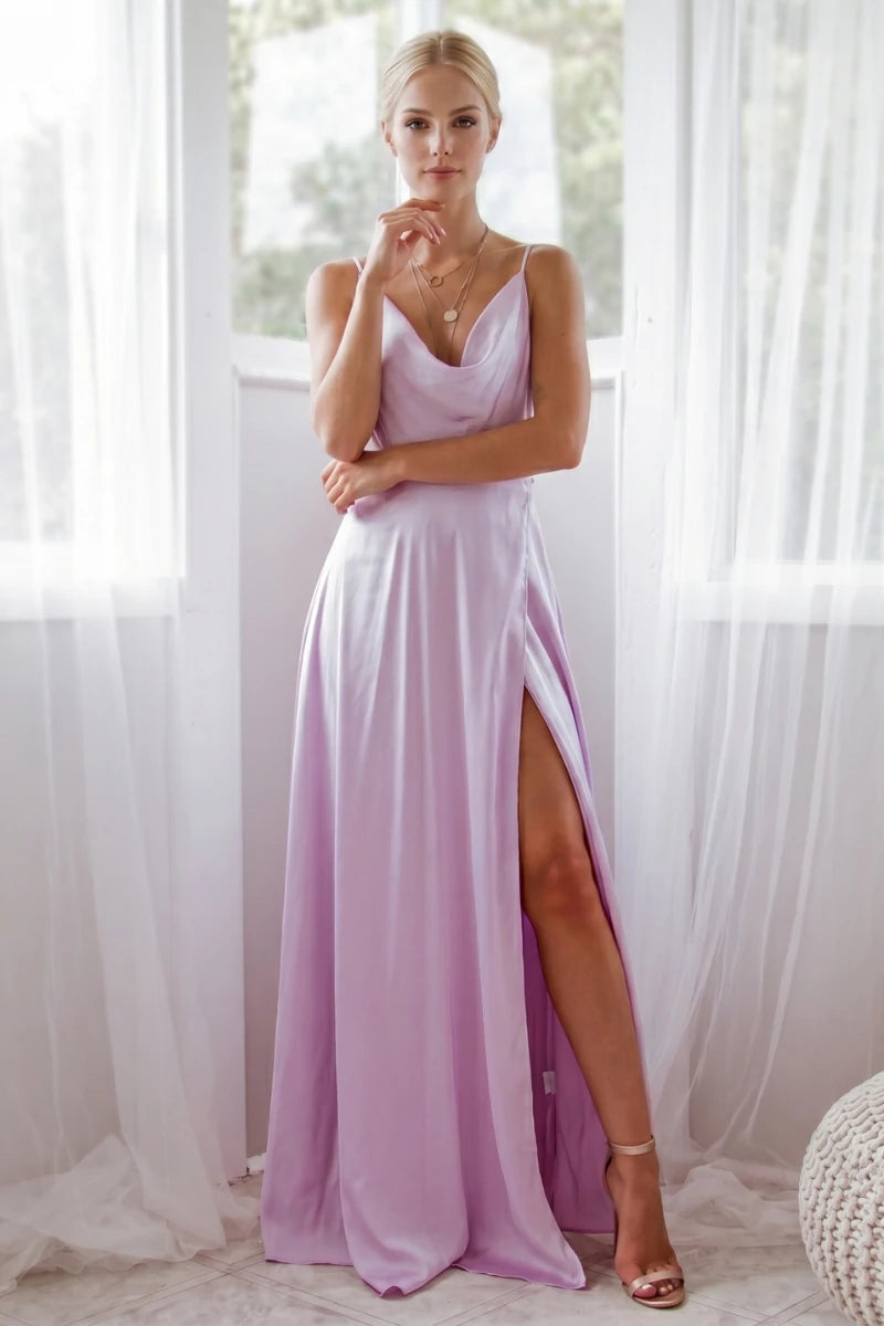 Robe Satin Lavande Drapée Fendue