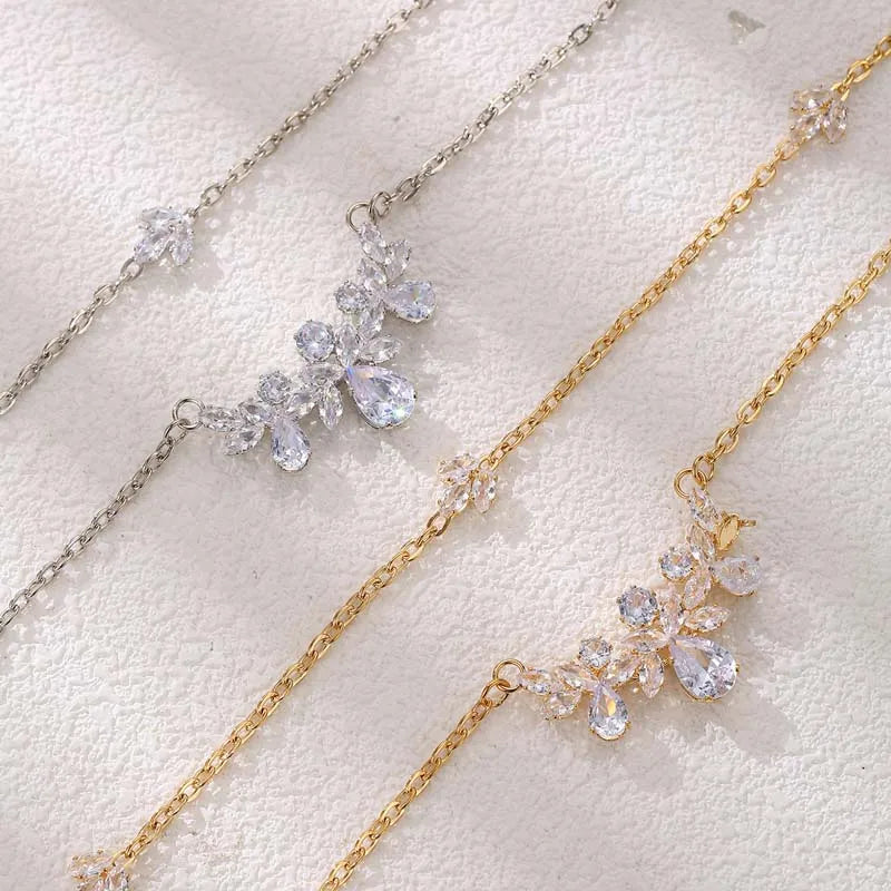 Collier de dos argenté étincelant