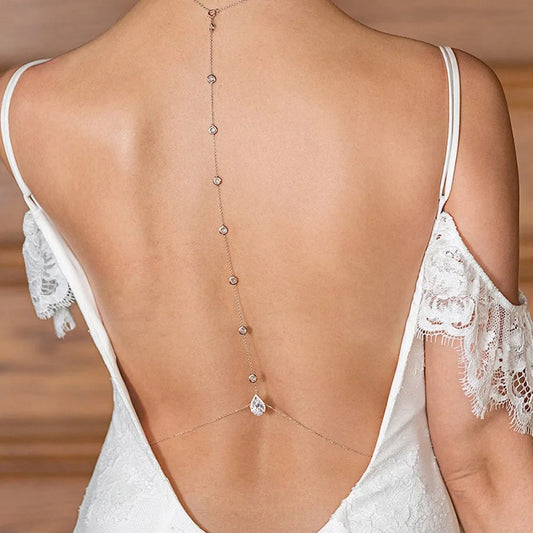 Bijou collier de dos élégance