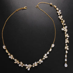 Bijou collier de dos de soirée - vue 4