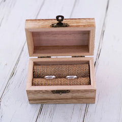 Boite a Alliances en Bois Ancien