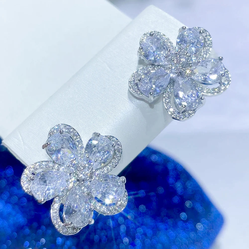 Boucle d'Oreilles Fleur Mariage - vue 3