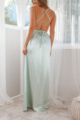 Robe Longue Satin Aqua Élégante
