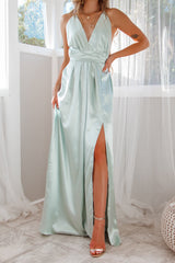 Robe Longue Satin Aqua Élégante