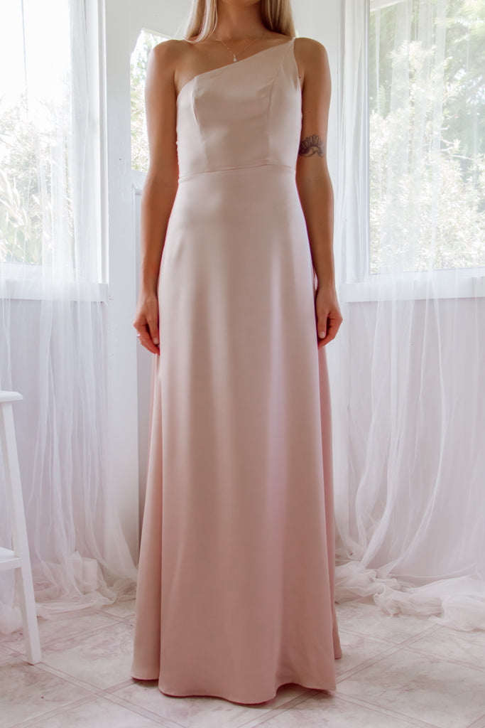 Robe De Mariée Asymétrique En Satin - vue 9