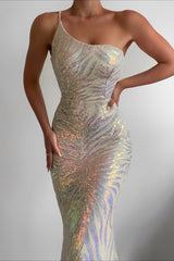 Robe de mariée asymétrique irisée, vue de face