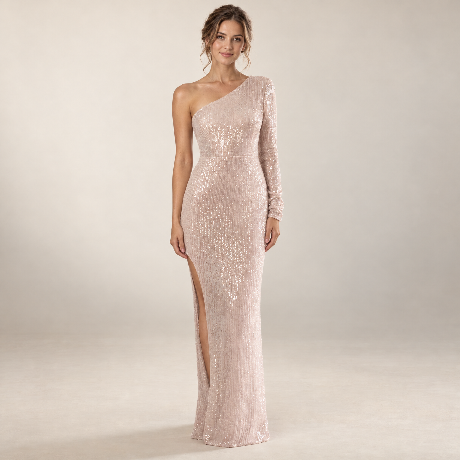 Robe De Soirée Asymétrique À Sequins portée