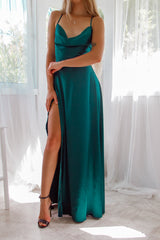 Robe Satinée Col Bénitier